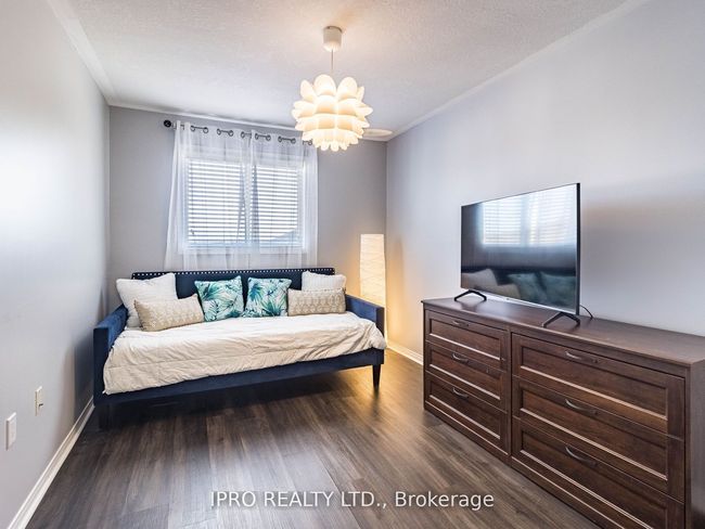 182 Highbury Dr, House attached with 3 bedrooms, 3 bathrooms and 4 parking in Stoney Creek ON | Image 15