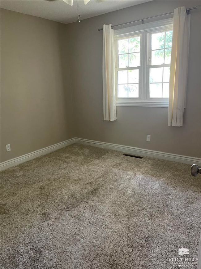 1504 Hale Dr, House other with 4 bedrooms, 1 bathrooms and null parking in Junction City KS | Image 10