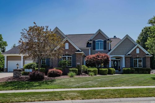 16020 Kestrel Dr, Huntertown, IN, 46748-9273 | Card Image