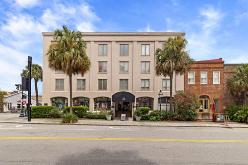 ste-300-32 Vendue Range, Charleston, SC, 29401-2196 | Card Image