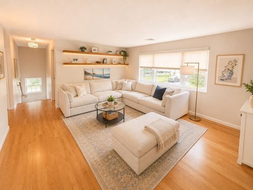 4a-4A Bryon Rd, Chestnut Hill, MA, 02467 | Card Image