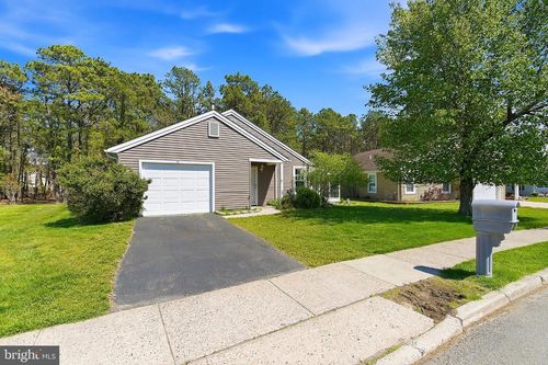 13 Abbey Ct, Forked River, NJ, 08731-5604 | Card Image