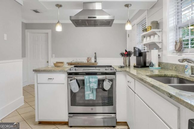 511/513 Demere Road, House other with 6 bedrooms, 5 bathrooms and 2 parking in St. Simons GA | Image 16