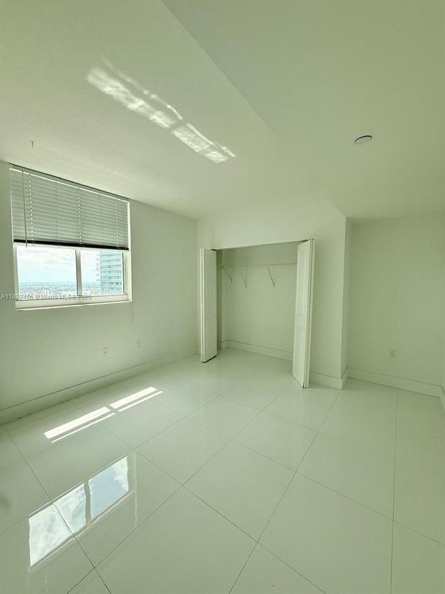 APT-3306 - 1250 S Miami Ave, Condo with 3 bedrooms, 2 bathrooms and null parking in Miami FL | Image 13