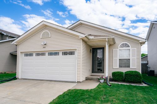 3403 Mcniff Dr, Bloomington, IL, 61704-9469 | Card Image