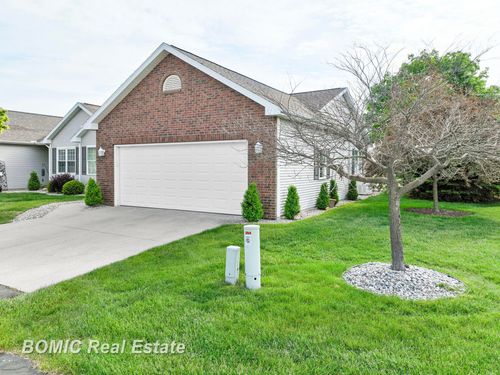 2225 Pheasant Run Drive, Reese Village, MI, 48757 | Card Image