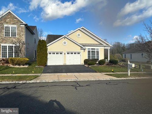 158 Einstein, CRANBURY, NJ, 08512 | Card Image