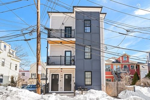 b-14 Carlton St, Somerville, MA, 02143-2902 | Card Image