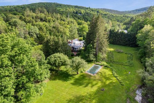 1522 Barnard Rd, Woodstock, VT, 05091-4607 | Card Image