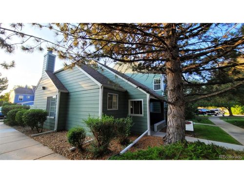 1911 S Balsam St, Lakewood, CO, 80227-2467 | Card Image