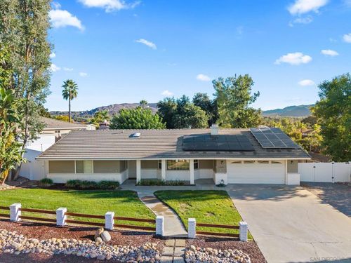 23434 Everett Pl, Ramona, CA, 92065-4211 | Card Image