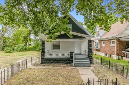 2630 Askew Ave, Kansas City, MO, 64127-4334 | Card Image