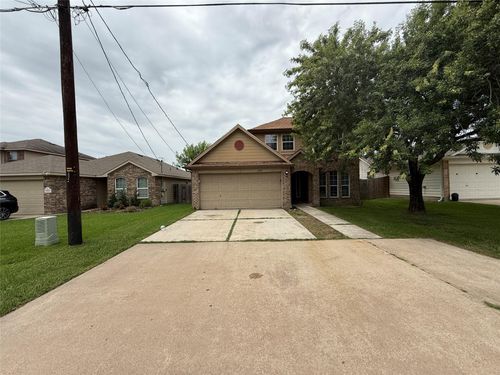 2325 Shady Tree Ln, Conroe, TX, 77301-3340 | Card Image