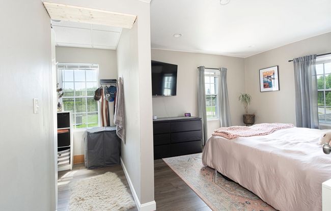 3 Worcester St, House other with 3 bedrooms, 2 bathrooms and 4 parking in Clinton MA | Image 11