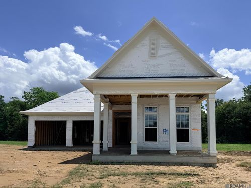 8619 Greenbrier Cove Rd, Baton Rouge, LA, 70817-4052 | Card Image