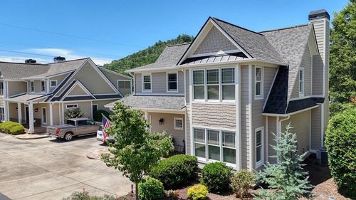 2267 Eastgate Dr, Hiawassee, GA, 30546-4065 | Card Image