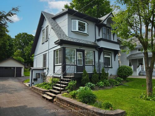 641 Bay St, Midland, ON, L4R1L8 | Card Image