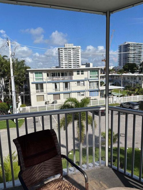 301-720 Bayshore Dr, Fort Lauderdale, FL, 33304-3965 | Card Image