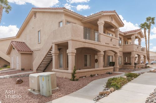 512-517 W Mesquite Blvd, Mesquite, NV, 89027-8132 | Card Image