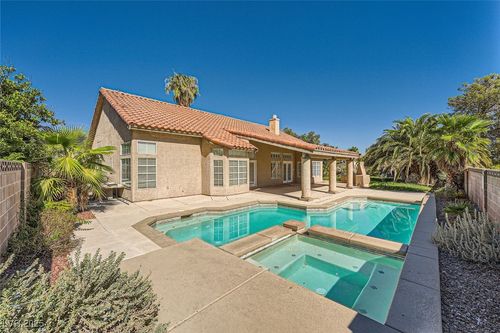 712 Merialdo Ln, Las Vegas, NV, 89145-4800 | Card Image