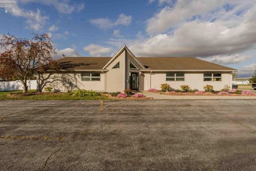 1800 W Mcpherson Hwy, Clyde, OH, 43410-1018 | Card Image