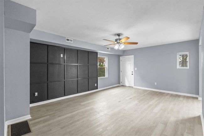 Expansive Living Room | Image 5