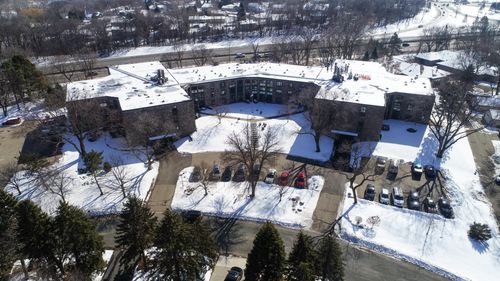 e205-1850 Eagle Ridge Dr, MENDOTA HEIGHTS, MN, 55118-4259 | Card Image