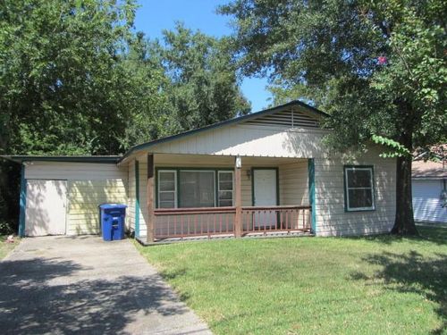 1310 16th St, Huntsville, TX, 77340-4432 | Card Image