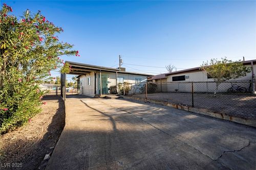 107 Manganese St, Henderson, NV, 89015-7116 | Card Image