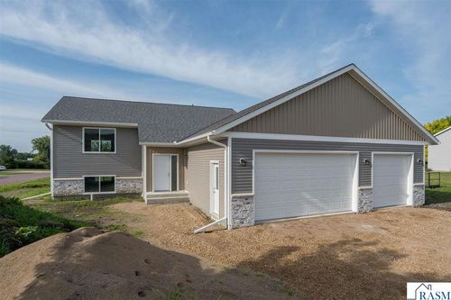 123 Erin Court, Nicollet, MN, 56074 | Card Image