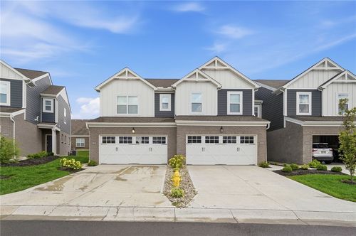 5024 Pebble Ct, Liberty Twp, OH, 45011-4578 | Card Image