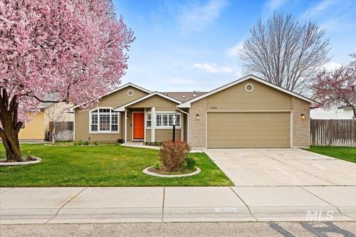 1909 E Glenloch St, Meridian, ID, 83646-5787 | Card Image