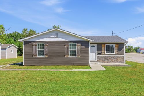 1028 Ashland St, Nevada, MO, 64772-1212 | Card Image
