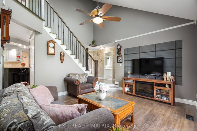 1920 Landry St, House other with 3 bedrooms, 3 bathrooms and 9 parking in Clarence Creek ON | Image 24