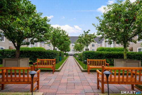 310-77 Havemeyer Ln, Stamford, CT, 06902 | Card Image