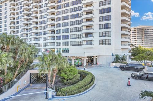 2411-2500 Parkview Dr, Hallandale Beach, FL, 33009-2812 | Card Image
