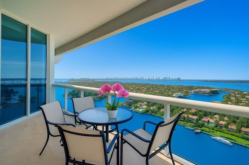 apt-4006-4779 Collins Ave, Miami Beach, FL, 33140-3261 | Card Image