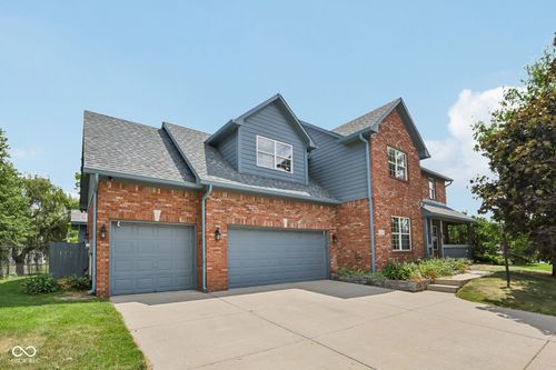 331 N Greenbriar Dr, Greenwood, IN, 46142-1899 | Card Image
