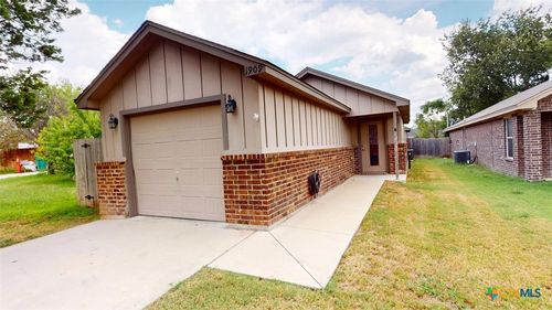 1909 Chiricahua Trce, Harker Heights, TX, 76548-6890 | Card Image