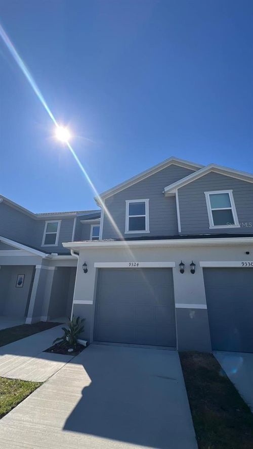 9324 Westside Hills Dr, DAVENPORT, FL, 33896-8002 | Card Image