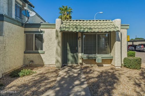 9024 N 51st Ln, Glendale, AZ, 85302-4202 | Card Image