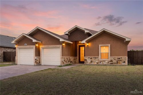 917 Arroyo Cir, Mercedes, TX, 78570-0220 | Card Image