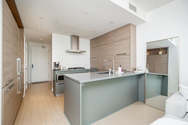 1007 - 7358 Edmonds St, Condo with 1 bedrooms, 1 bathrooms and 1 parking in Burnaby BC | Image 6