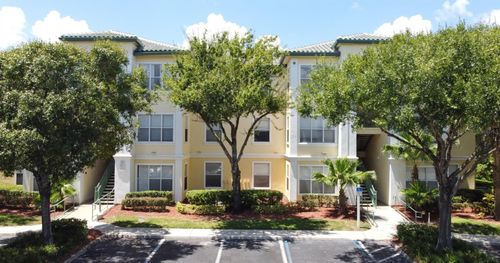 apt-305-8929 Legacy Ct, KISSIMMEE, FL, 34747-1084 | Card Image