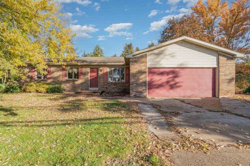 5219 E Broadway Rd, Mount Pleasant, MI, 48858-8407 | Card Image