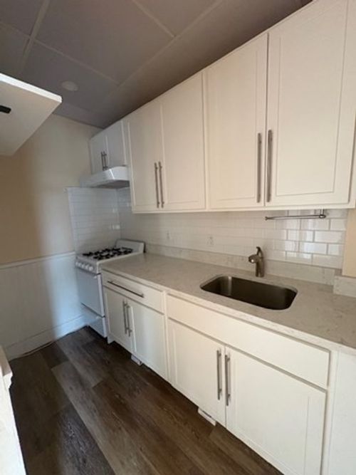 apt-7-20 Coral Ave, Winthrop, MA, 02152-1170 | Card Image