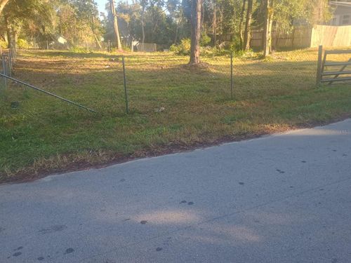 27847 Veva Ave, PAISLEY, FL, 32767-9183 | Card Image