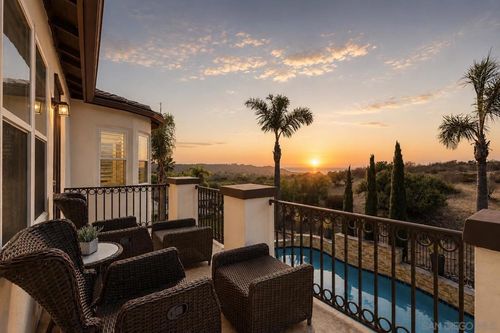 4058 Lago Di Grata Cir, San Diego, CA, 92130-8604 | Card Image