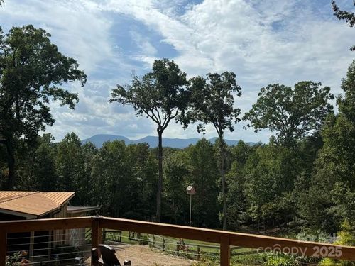 655 Rondo Ridge Rd, Tryon, NC, 28782-6602 | Card Image