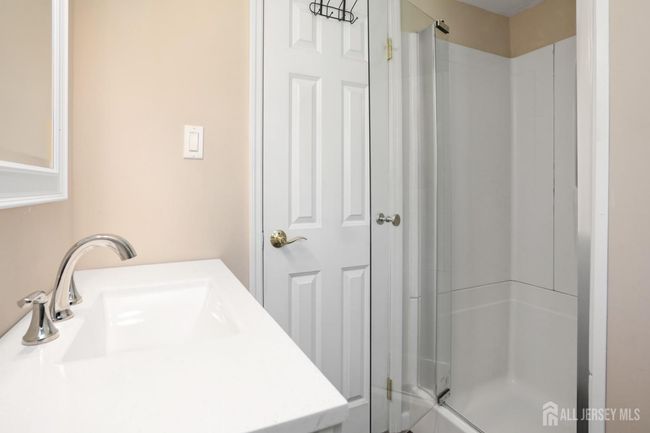 7 Arthurs Ct, House other with 6 bedrooms, 4 bathrooms and null parking in Manalapan NJ | Image 33